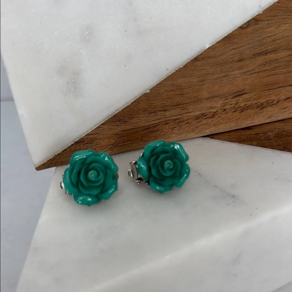Vintage Dark Teal Resin Acrylic Carved Rose Clip Earrings lot E35